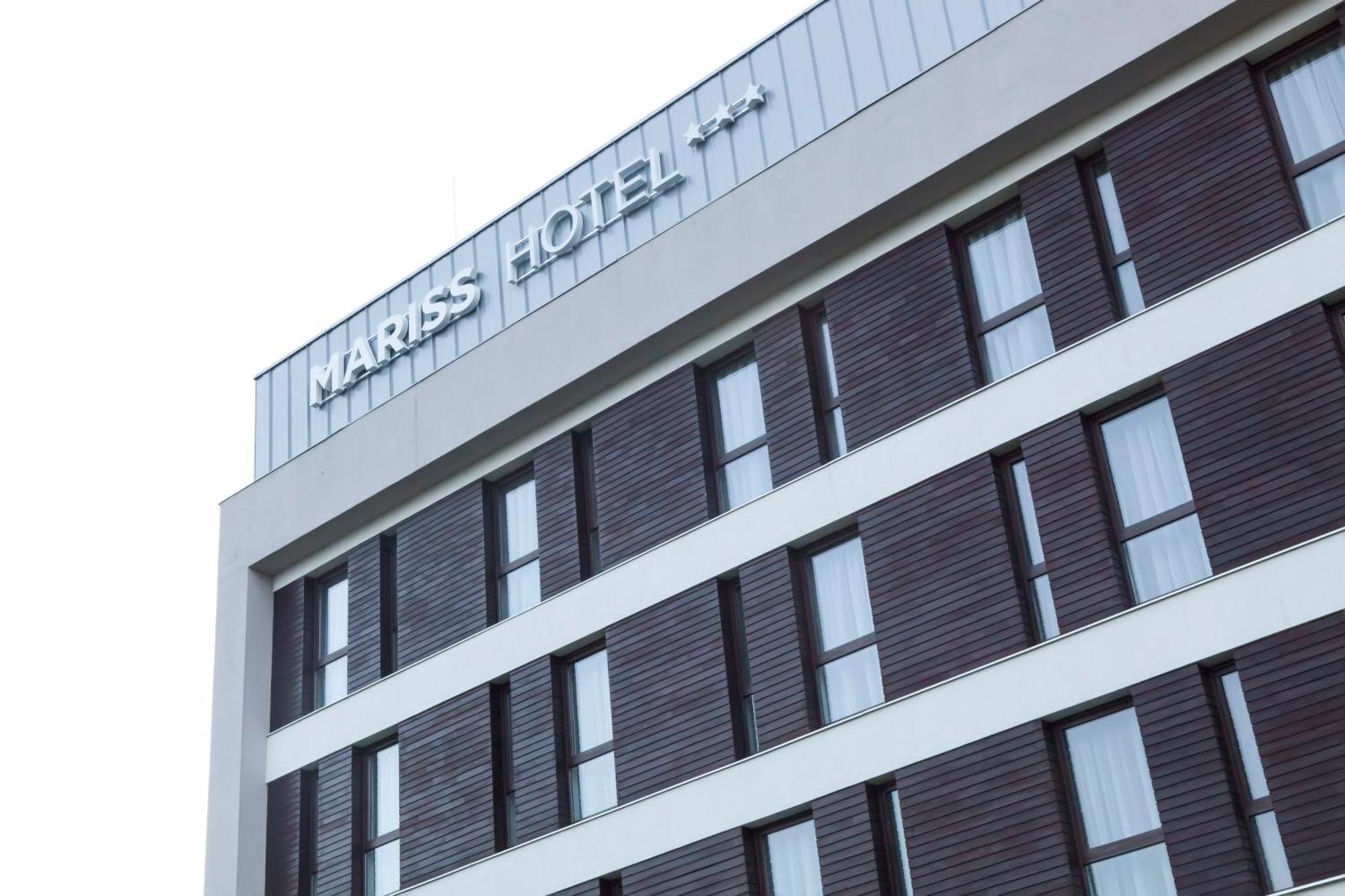 Hotel Mariss Alba Iulia Eksteriør bilde