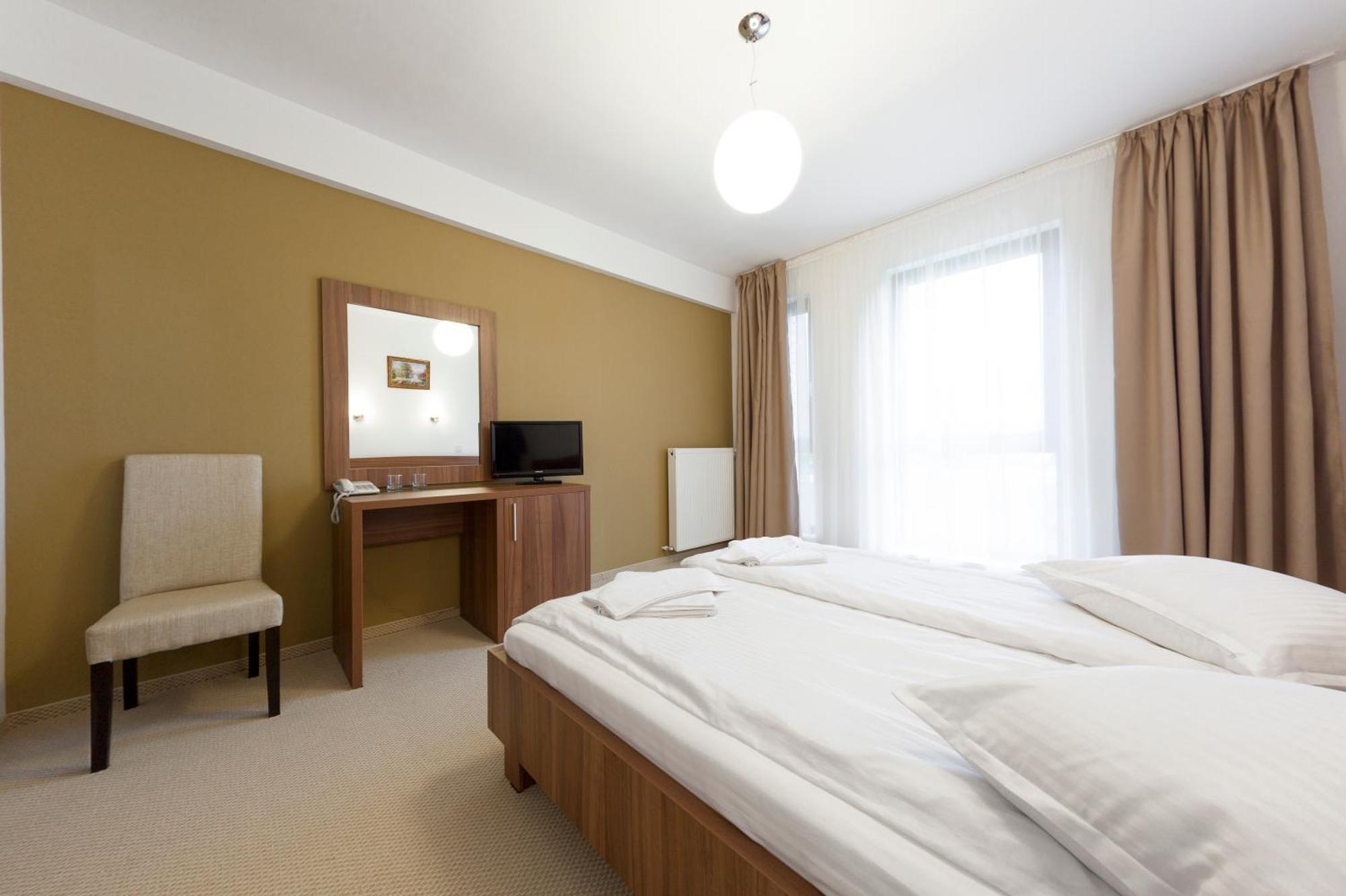 Hotel Mariss Alba Iulia Eksteriør bilde