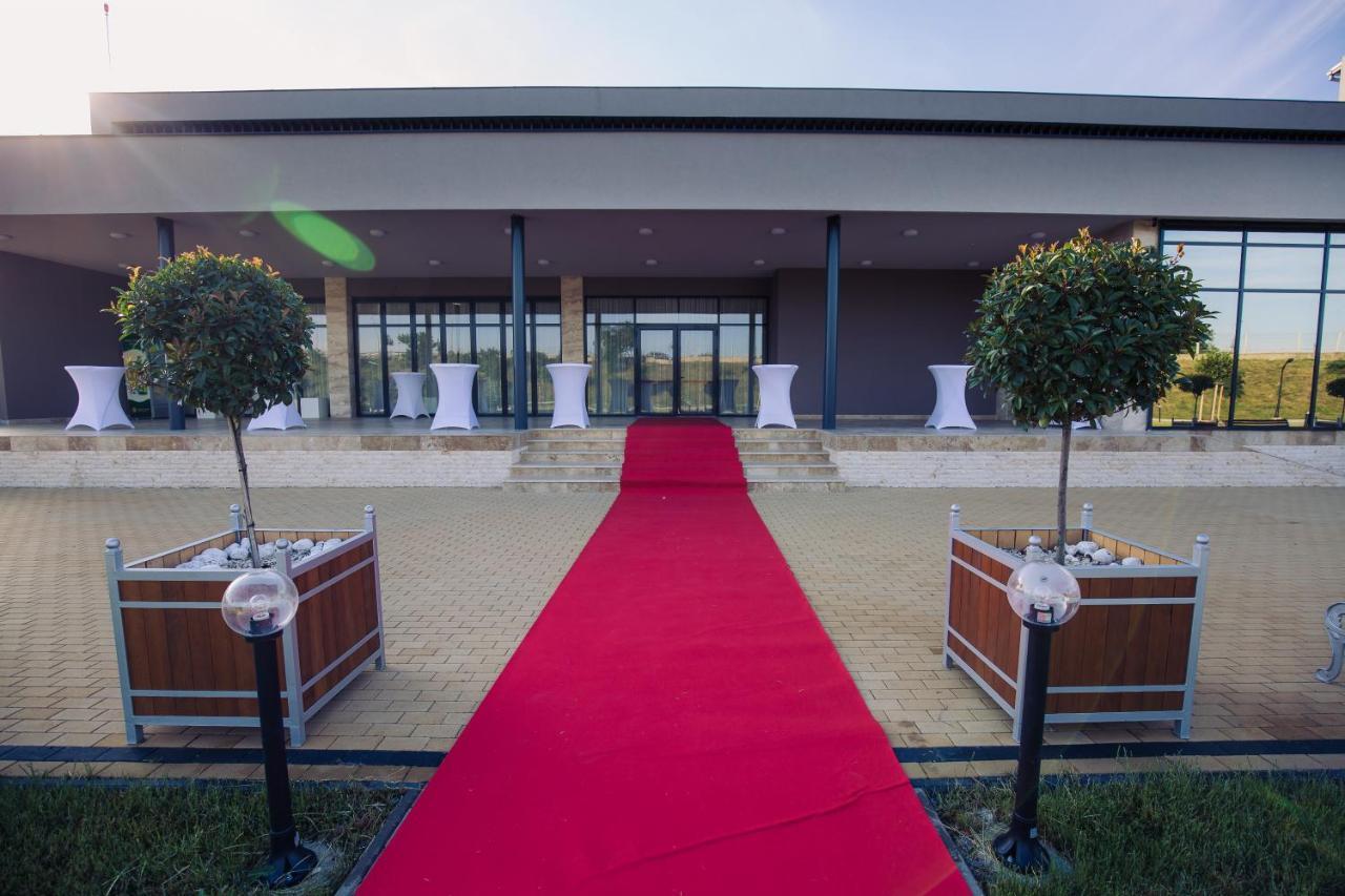 Hotel Mariss Alba Iulia Eksteriør bilde